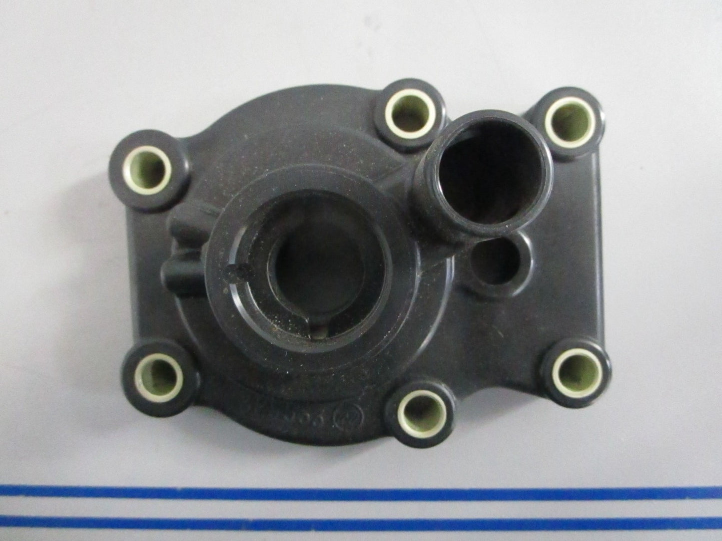 NEW OEM 390189 0390189 325533 OMC Johnson Evinrude Impeller Housing 0820