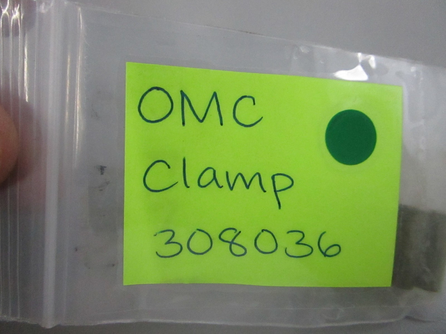 NEW OEM (LOT OF 2) 308036 0308036 OMC Johnson Evinrude Clamp 0810