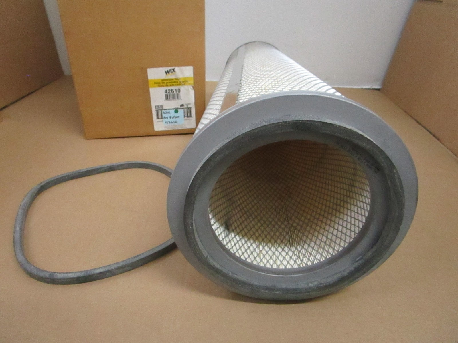 NEW OEM 42610 Wix Air Filter 0820