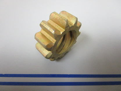 NEW OEM 311861 0311861 OMC Johnson Evinrude Starter Drive Pinion 0720