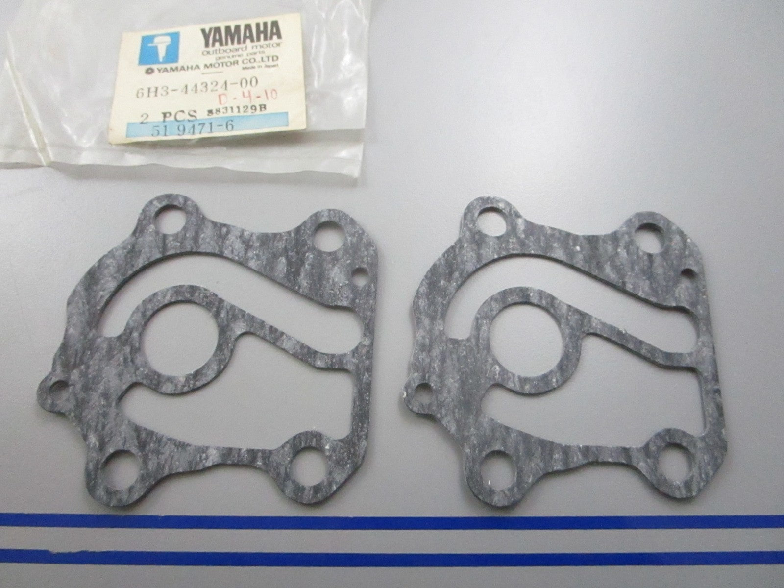 *NEW OEM* (LOT OF 2) 0810 Yamaha Body Gasket 6H3-44324-00-00