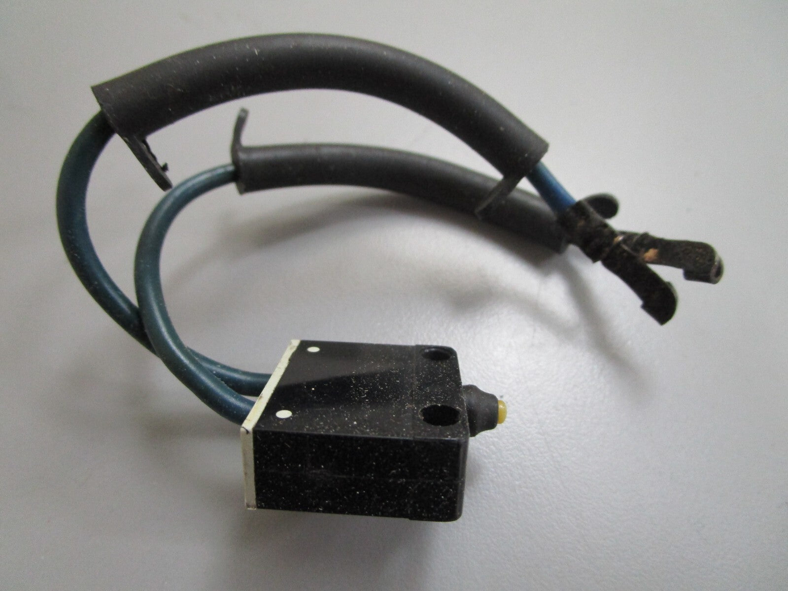 *NEW OEM* 0820 OMC Johnson Evinrude Switch Assy 982503 0982503