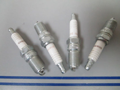 *NEW* (LOT OF 4) 0810 Champion Spark Plug RS12YC
