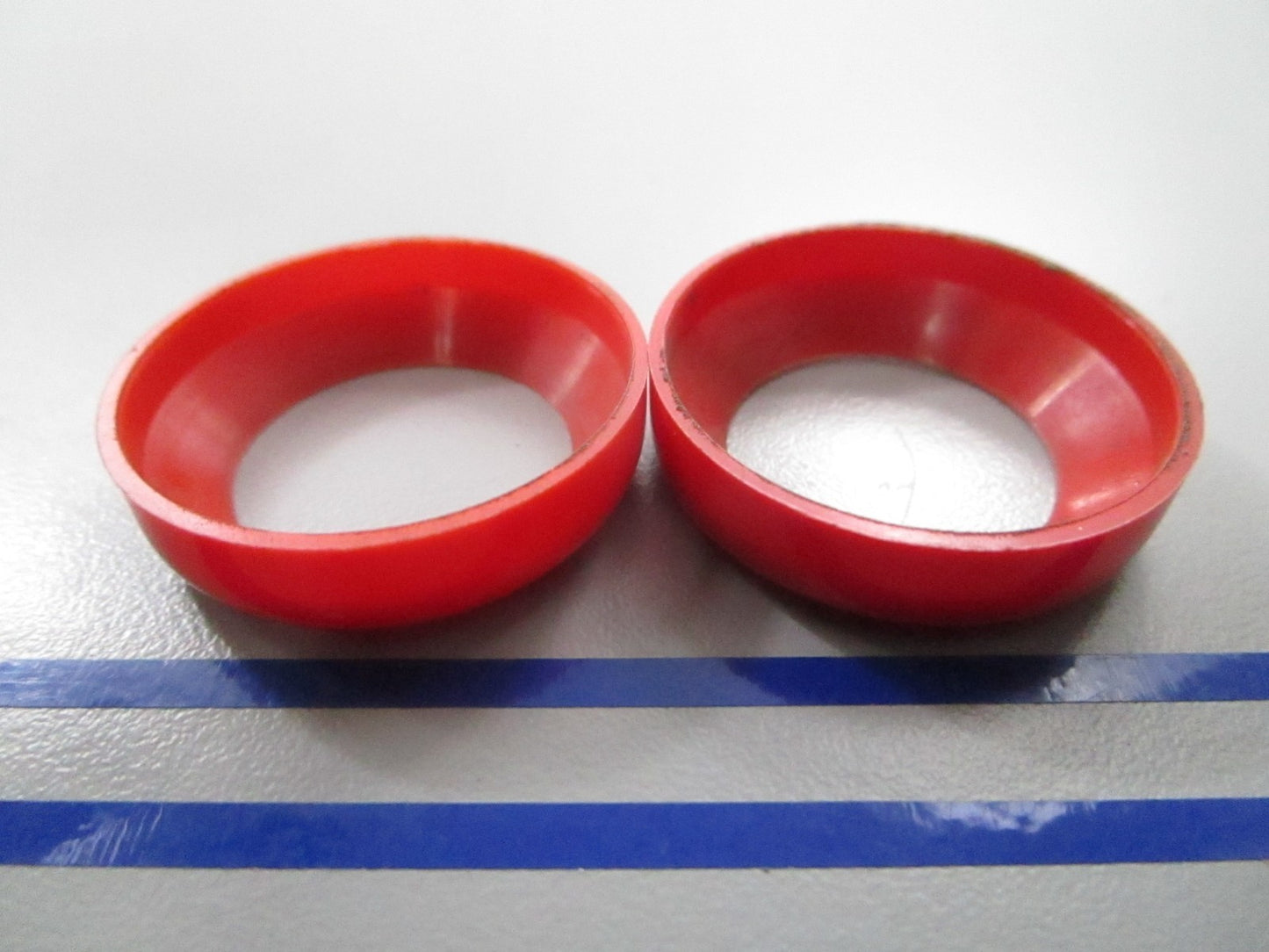 *NEW OEM* (LOT OF 2) 0810 OMC Johnson Evinrude Mounting Ring 326048 0326048