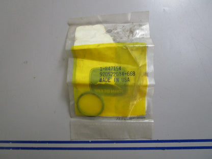 *NEW OEM* 0810 John Deere Seal R47154