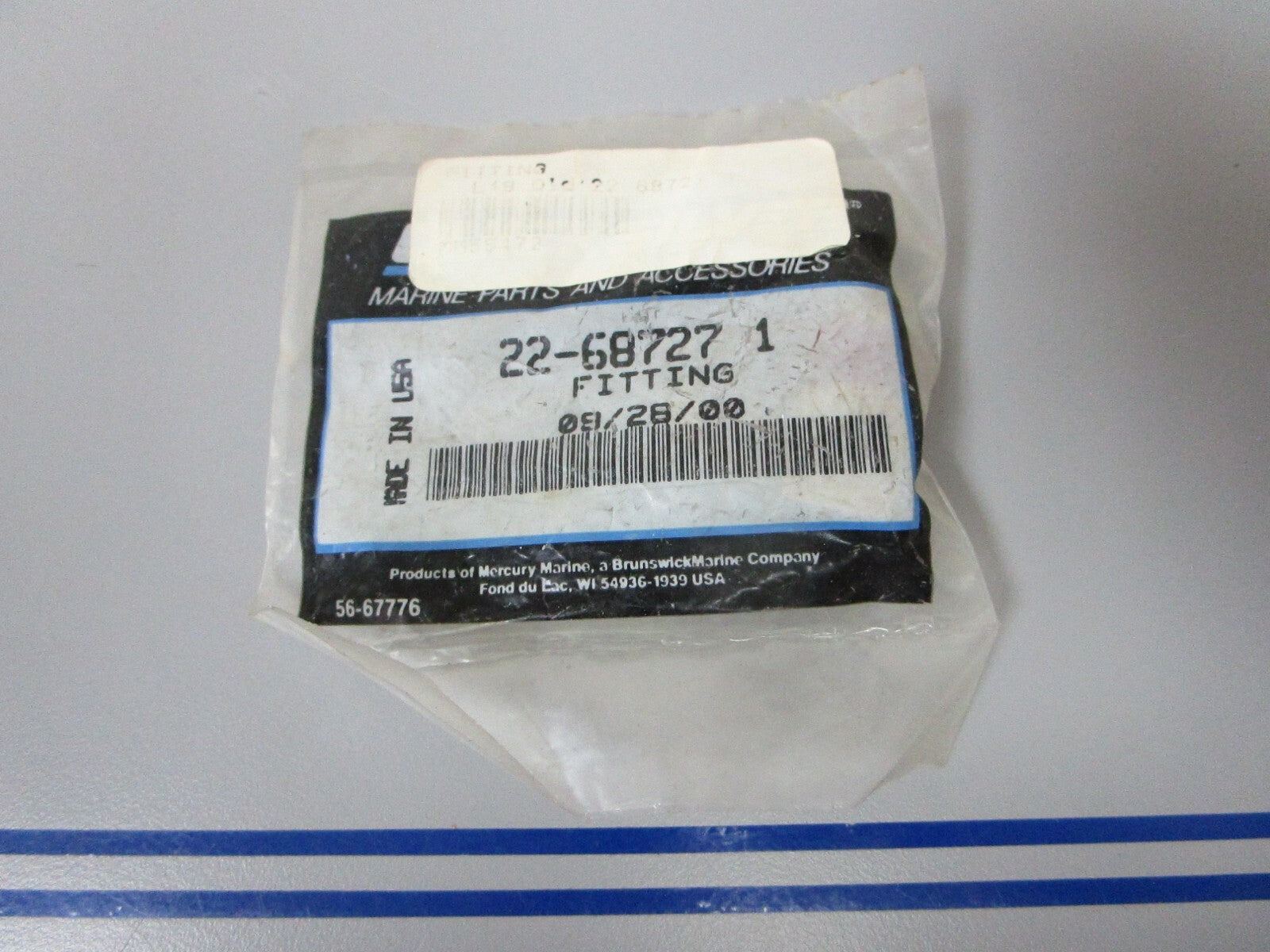*NEW OEM* 0810 Mercury Quicksilver Fitting 22-68727