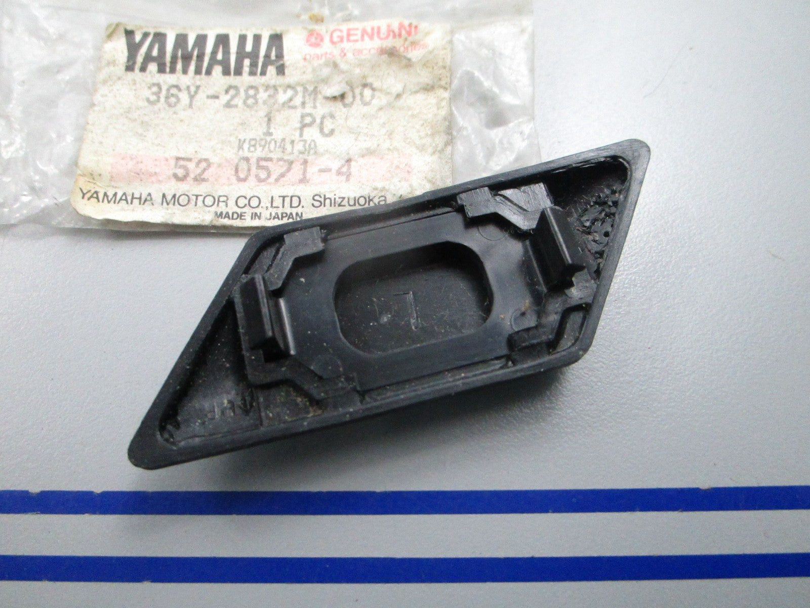 NEW OEM 36Y-2832M-00-00 Yamaha Left Protector 0810