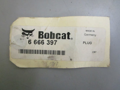 *NEW OEM* 0820 Bobcat Plug 6666397