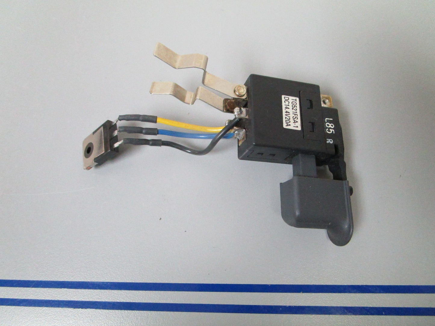 NEW OEM 315-140 Hitachi Switch 0720