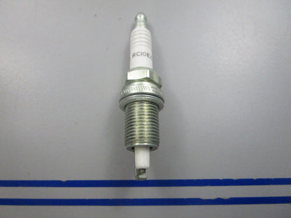 NEW RC10ECC Champion Spark Plug 0810