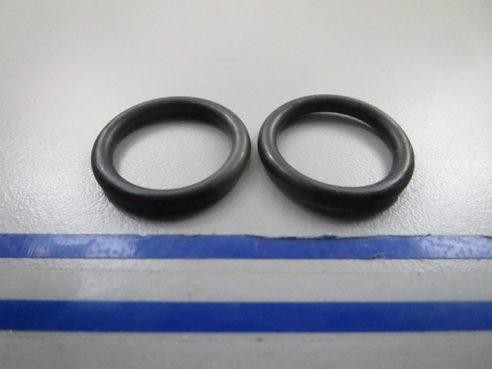 *NEW OEM* (LOT OF 2) 0810 OMC Johnson Evinrude O-Ring 335132 0335132