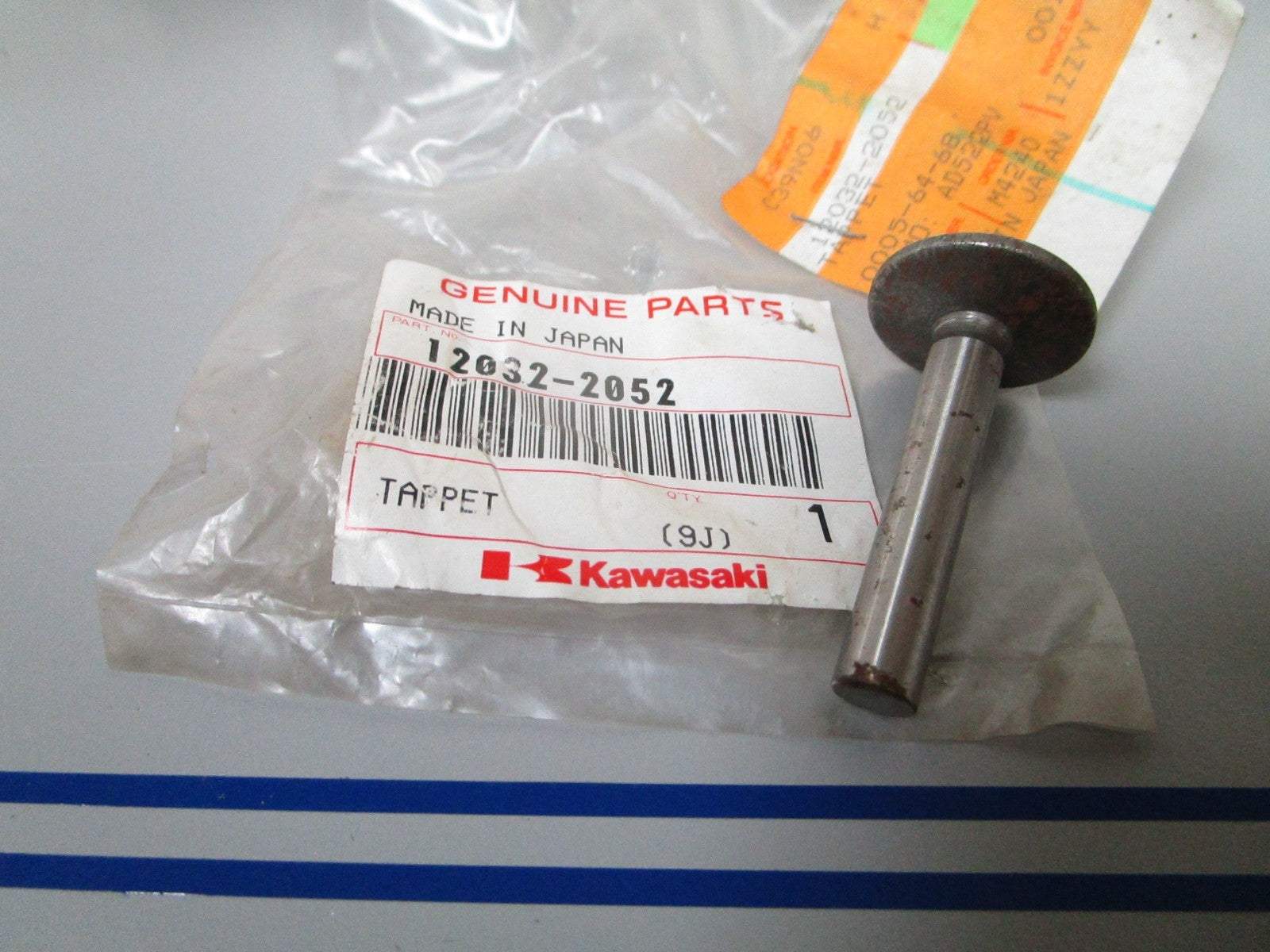 NEW OEM 12032-2052 Kawasaki Tappet 0720