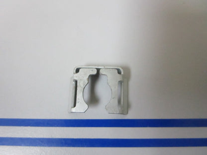 *NEW OEM* 0810 Volvo Penta Fuel Injector Retainer 3858970