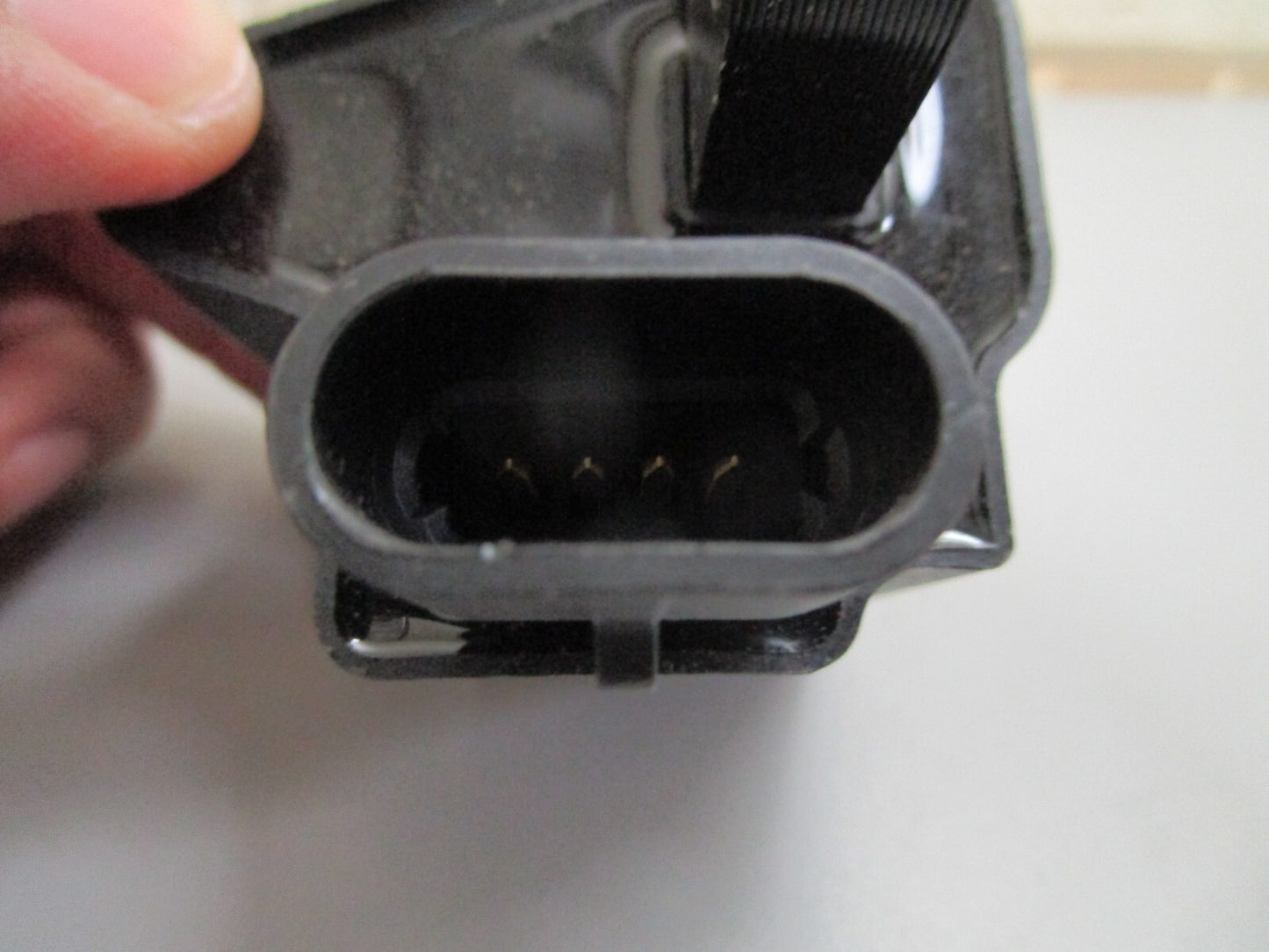 *NEW OEM* 0820 Volvo Penta Ignition Coil 3859078