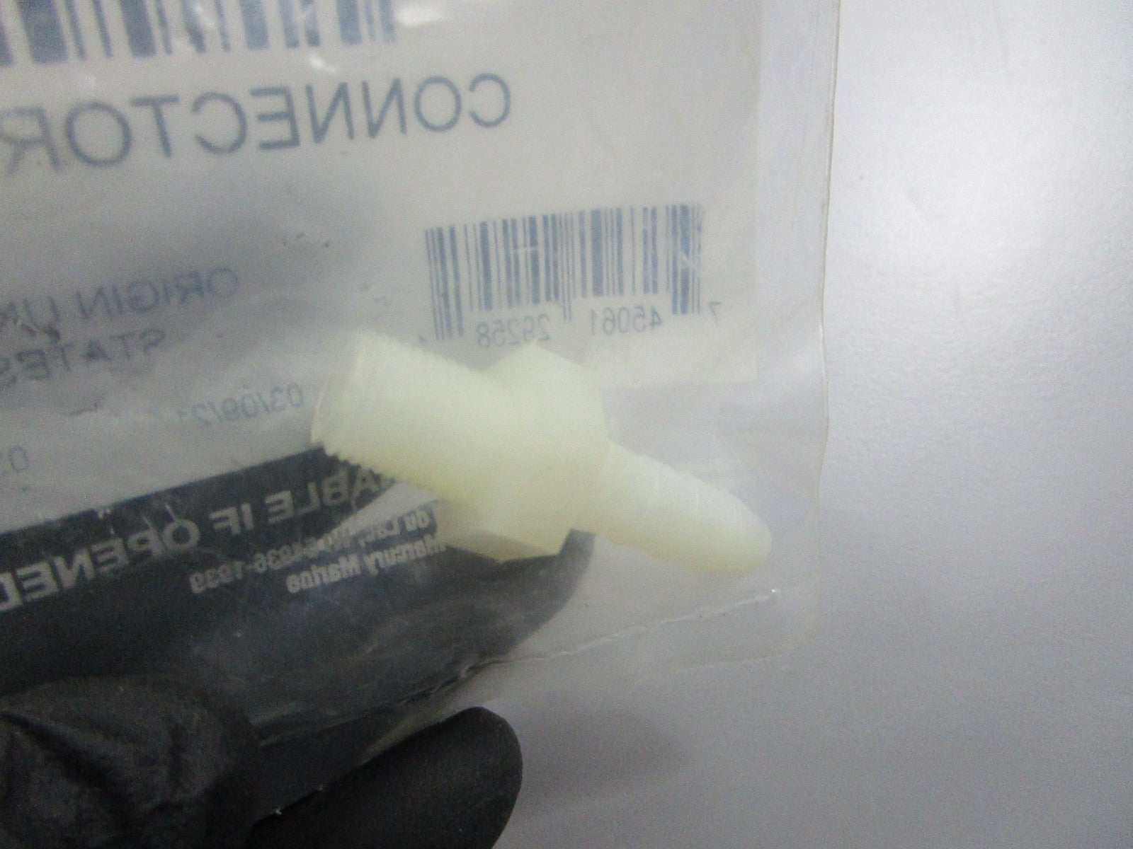 *NEW OEM* 0810 Mercury Quicksilver Connector 22-808624