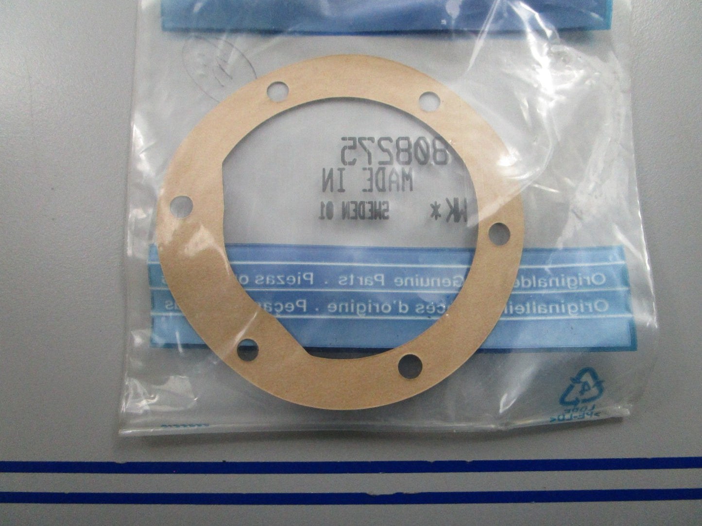 *NEW OEM* 0810 Volvo Penta Gasket 808275
