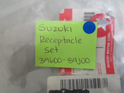 *NEW OEM* 0820 Suzuki Receptacle Set 39600-89J00