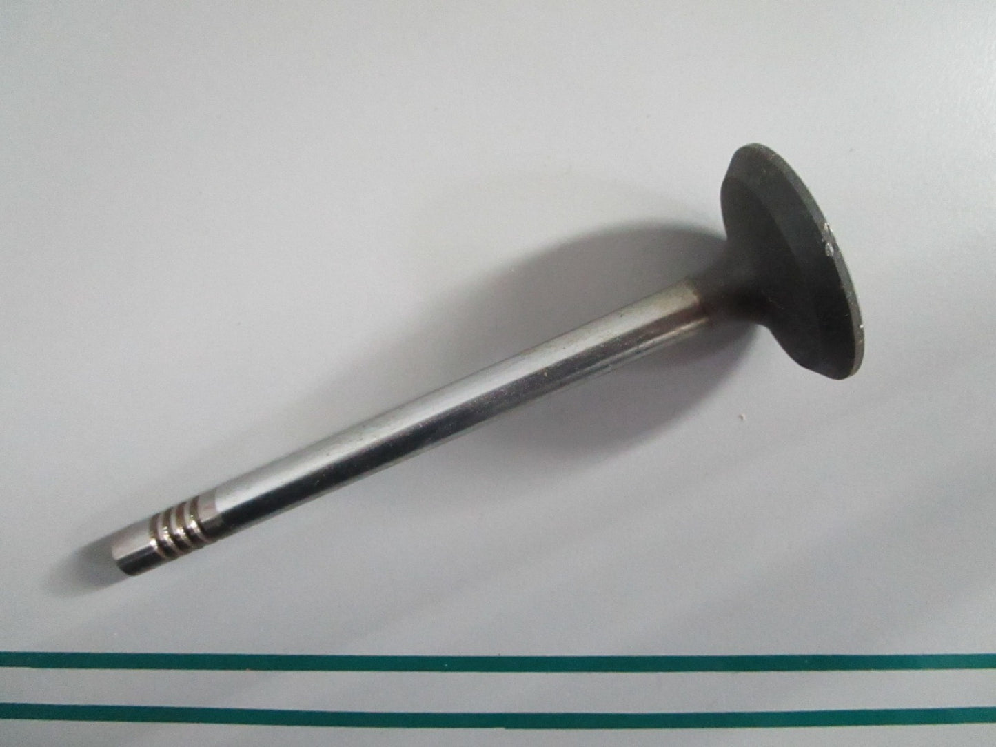 NEW OEM 913143 0913143 OMC Johnson Evinrude Exhaust Valve 0820