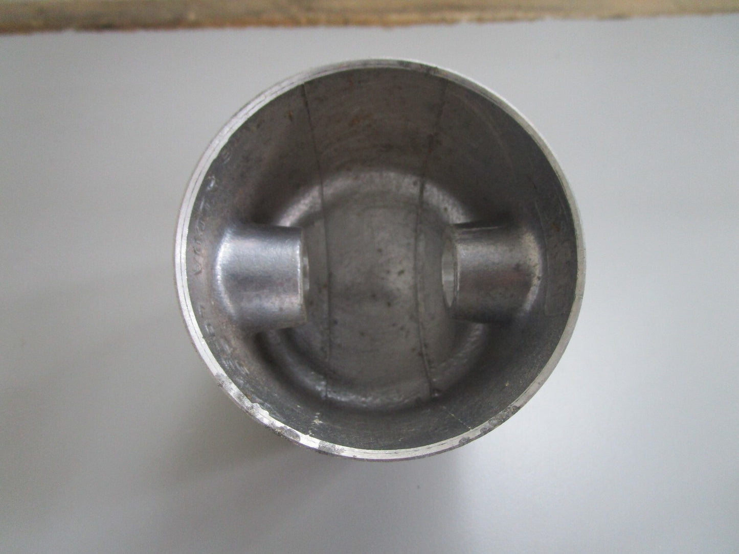 *NEW OEM* 0810 OMC Johnson Evinrude Piston 376532 0376532