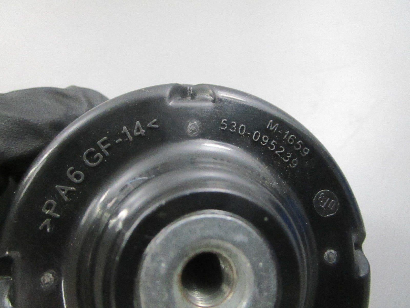 NEW OEM 530095769 Husqvarna Hub 0810