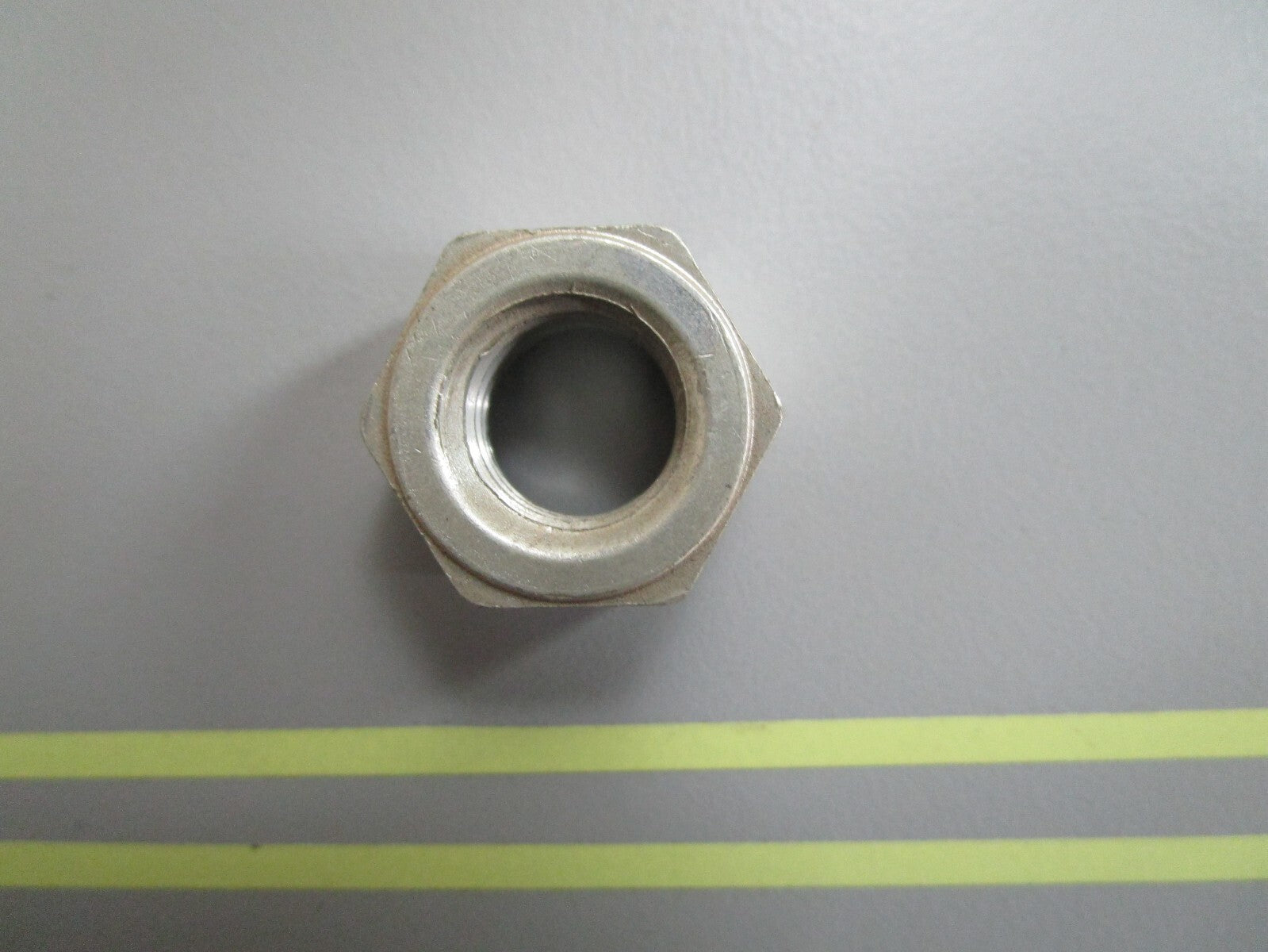 *NEW OEM* 0820 OMC Johnson Evinrude Nut 307407 0307407