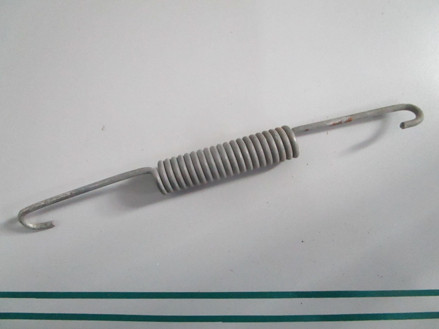 NEW OEM 46524028218 4028218 BMW Spring 0820