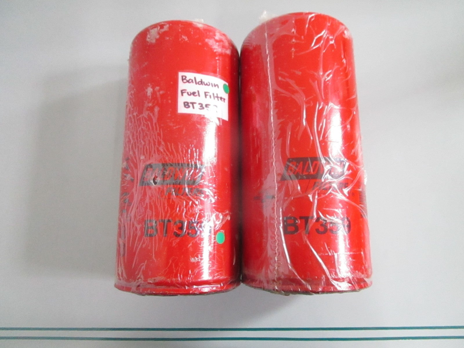 NEW OEM (LOT OF 2) BT359 Baldwin Fuel Filter 0820