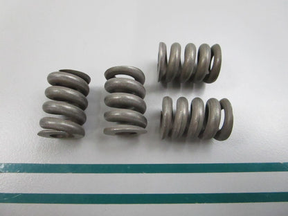 NEW OEM (LOT OF 4) 309825 0309825 OMC Johnson Evinrude Friction Spring 0810