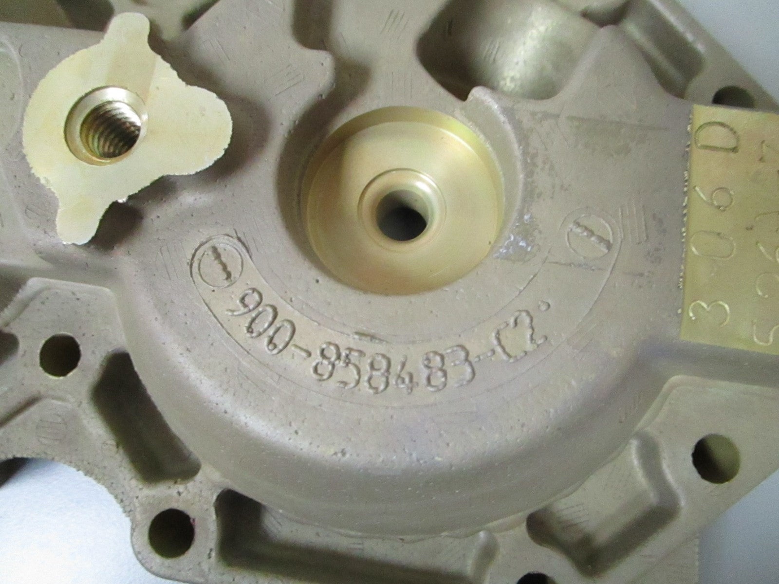 *NEW OEM* 0720 Mercury 200 225 250 DFI Port Cylinder Head 900-858483T07
