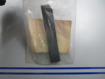 *NEW OEM* 0810 Honda Tank Spacer Rubber 17511-HM5-670