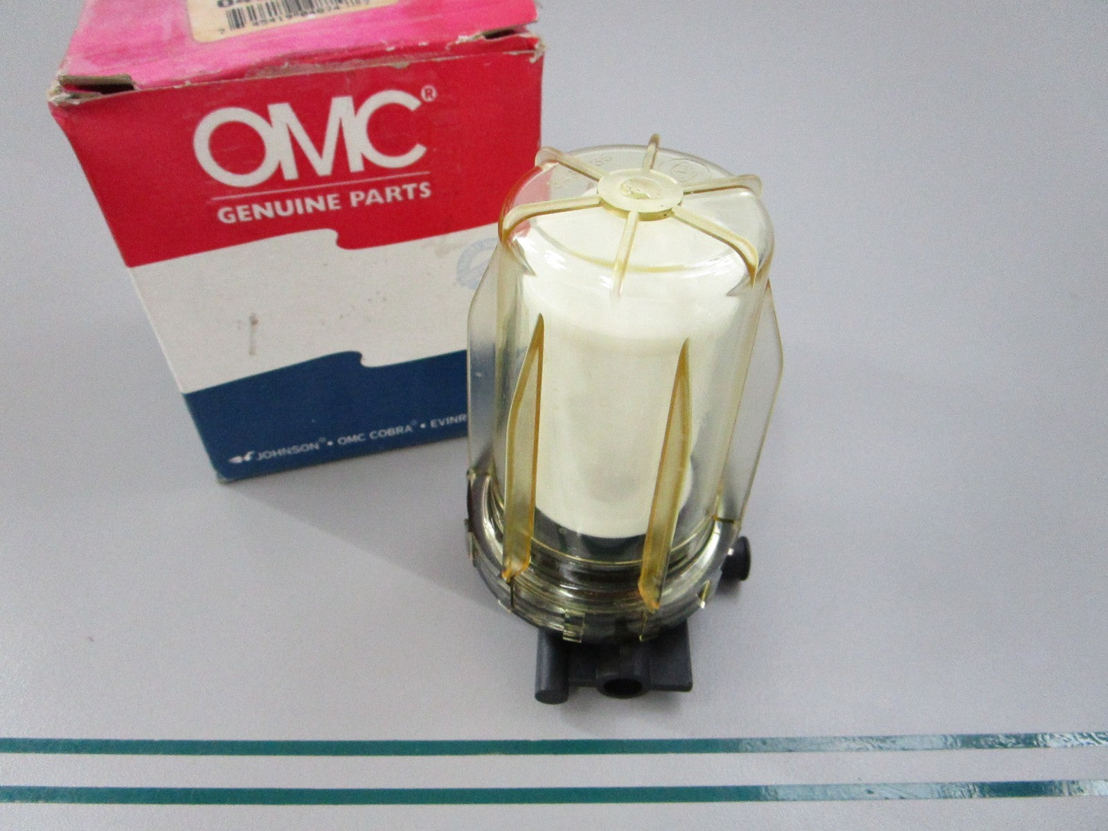 NEW OEM 438017 0438017 OMC Johnson Evinrude Bowl & Housing Filter Ay 0810