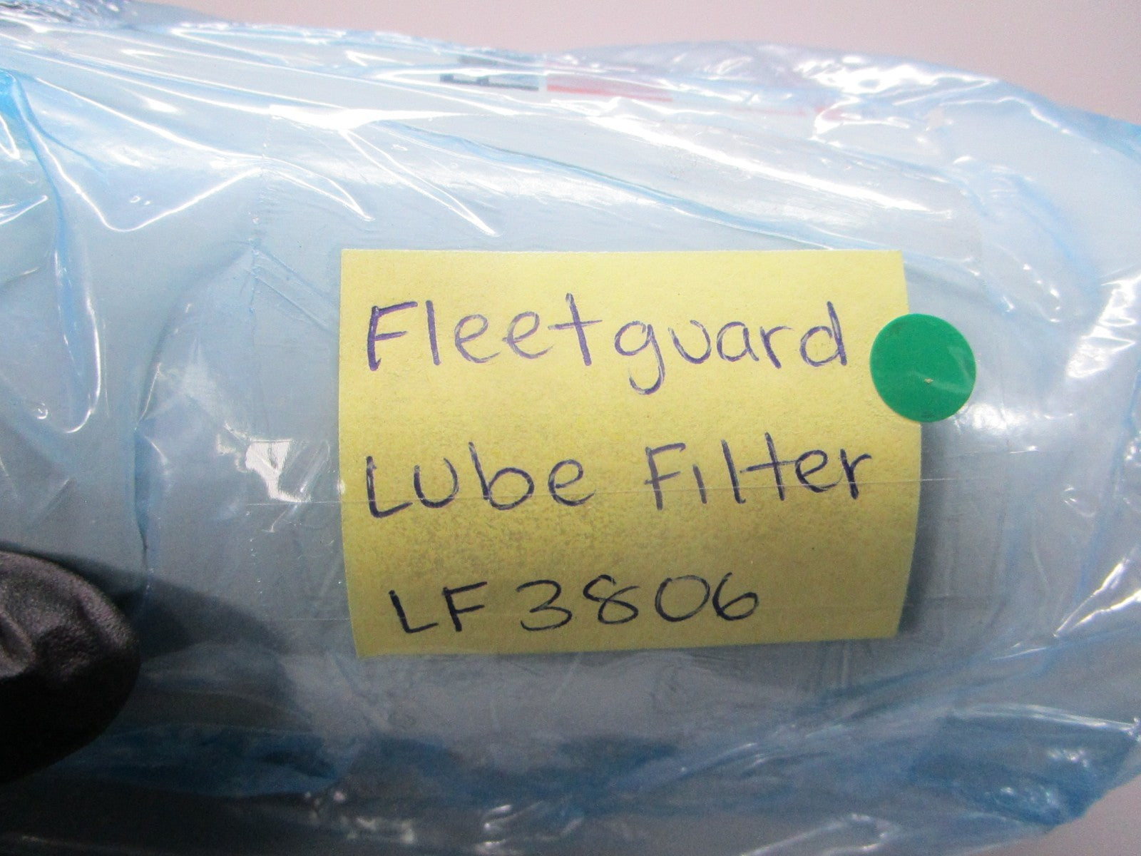 NEW OEM LF3806 Fleetguard Lube Filter 0810