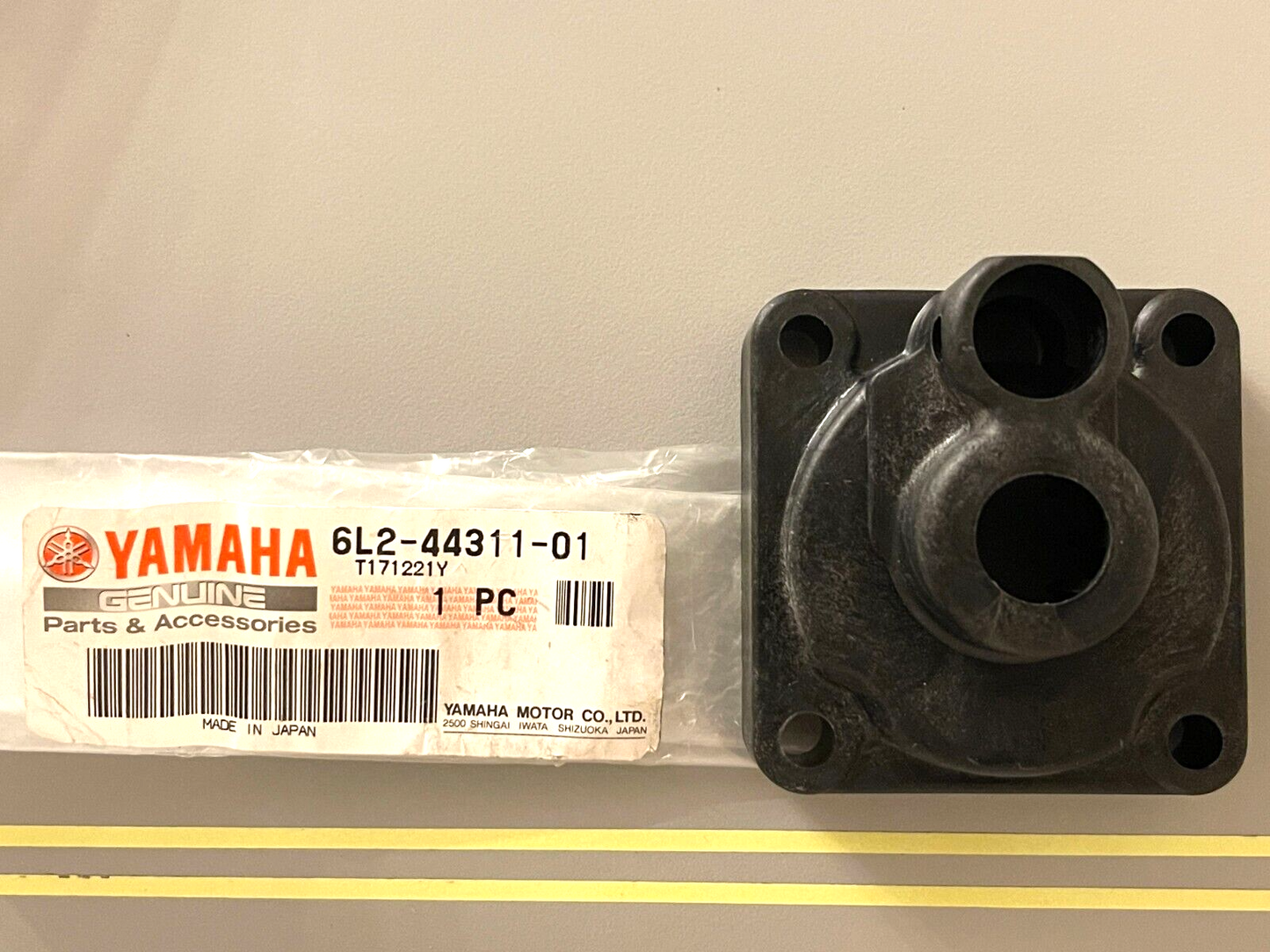 *NEW OEM* 0750 Yamaha W/P HOUSING 6L2-44311-01-00