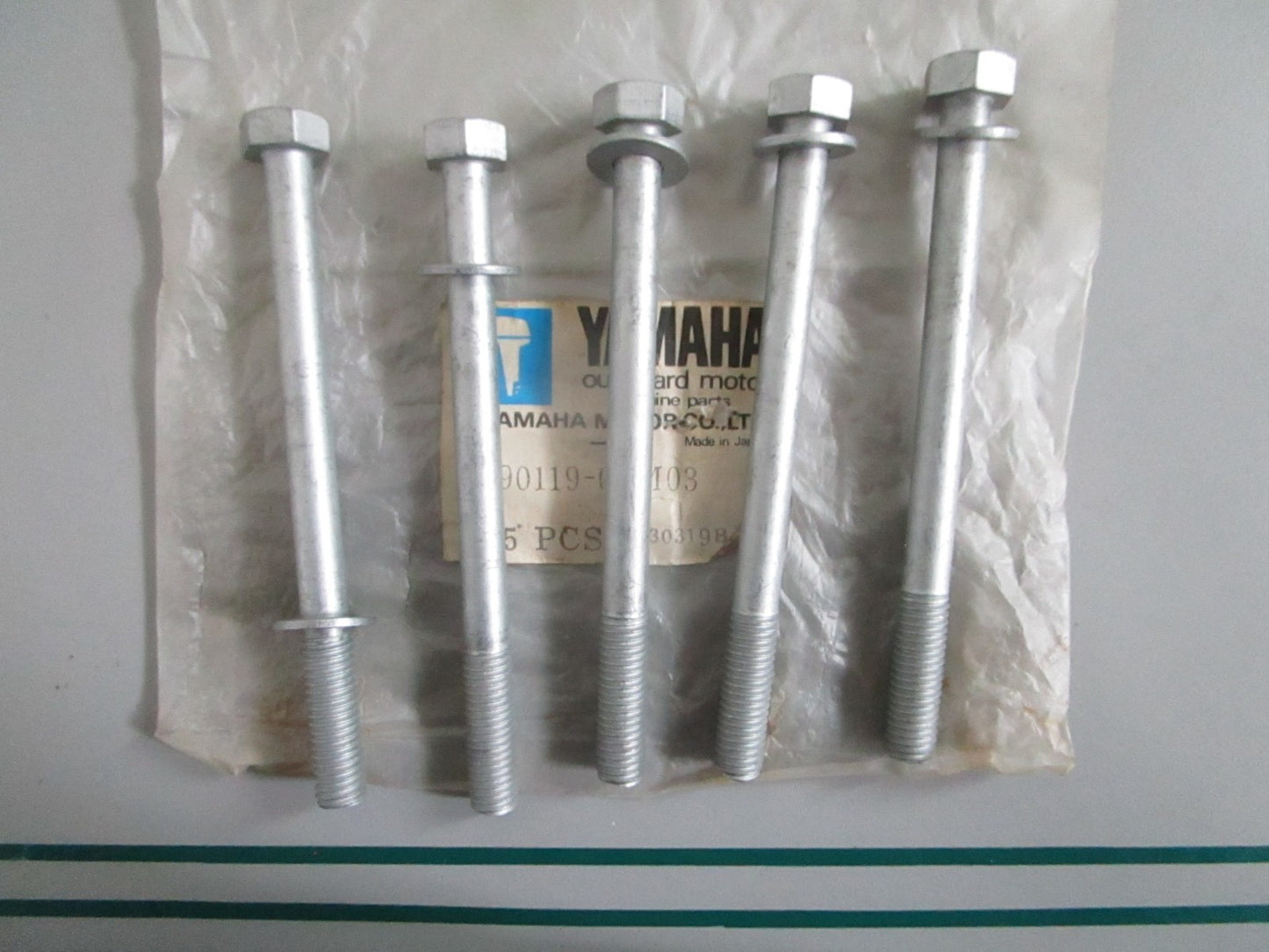NEW OEM (LOT OF 5) 90119-08M03-00 Yamaha Bolt 0820