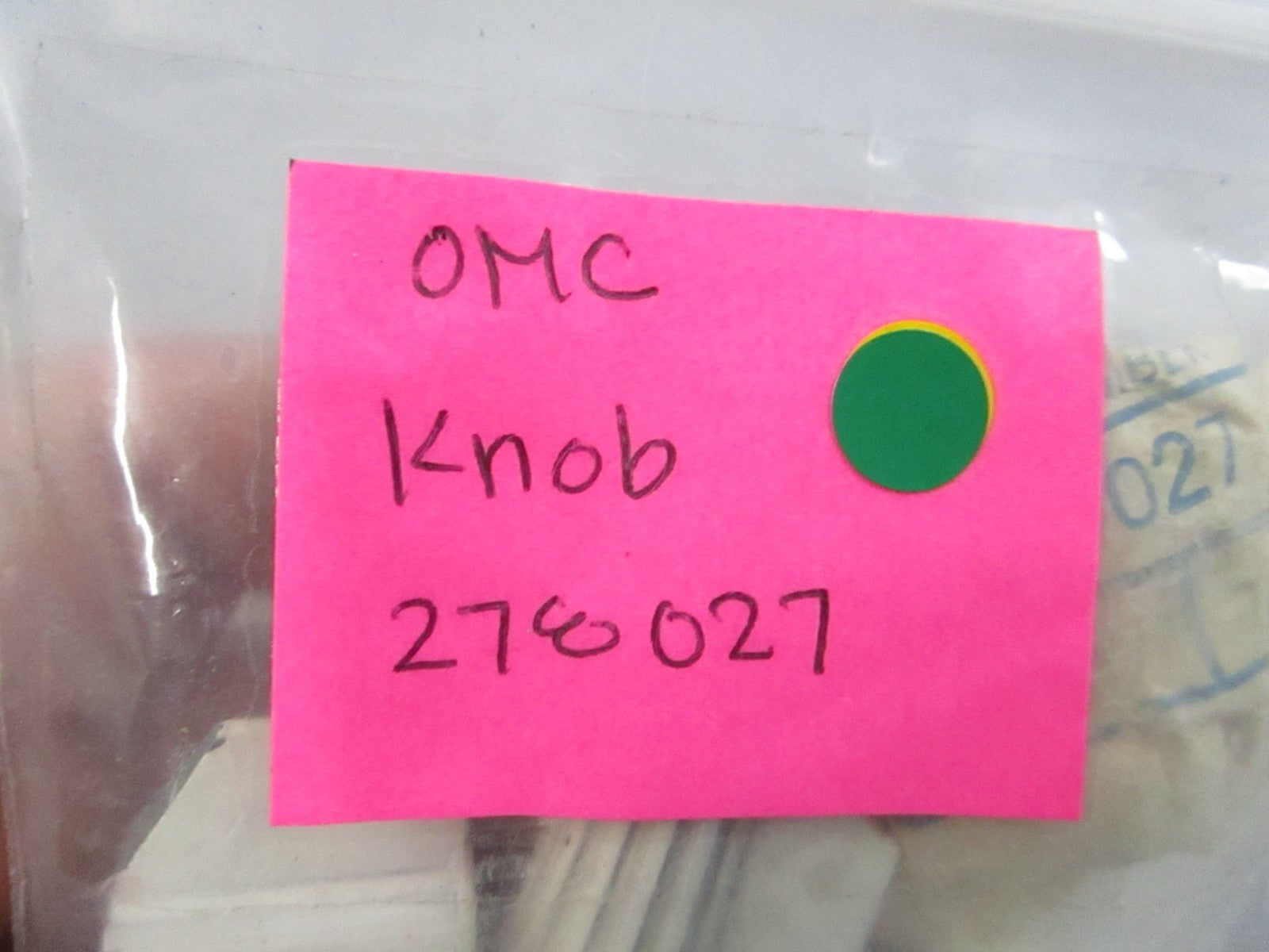NEW OEM 278027 0278027 OMC Johnson Evinrude Knob 0810