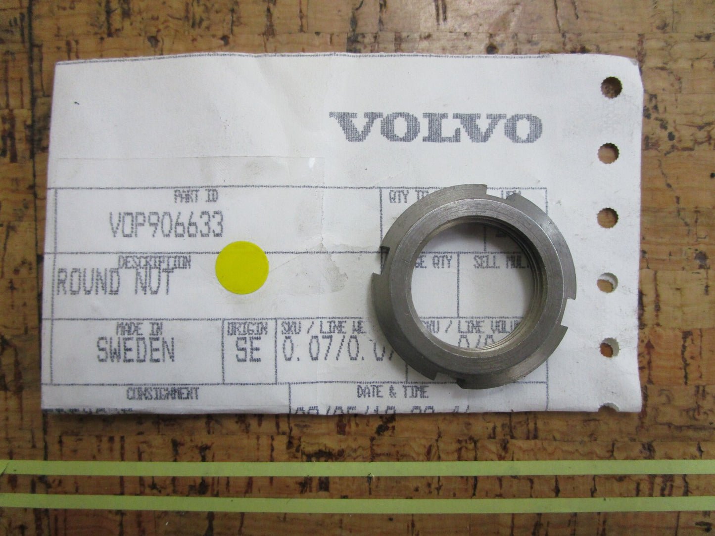 *NEW OEM* 0810 Volvo Penta Round Nut 906633