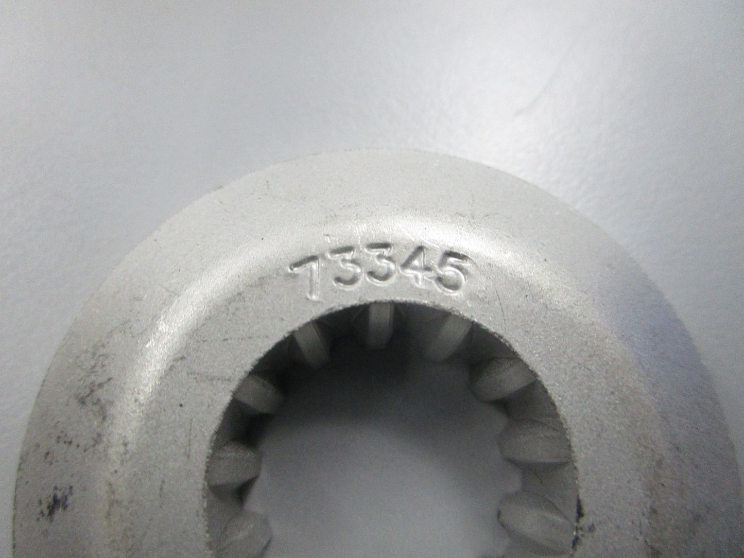 NEW OEM 73345A1 Mercury Quicksilver Thrust Hub 0810