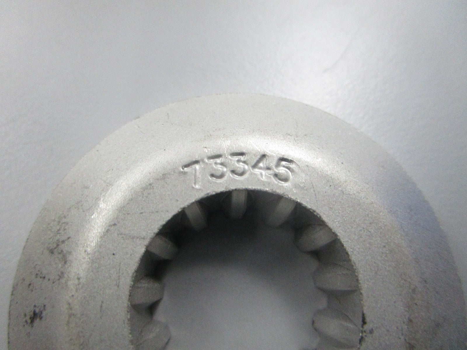 NEW OEM 73345A1 Mercury Quicksilver Thrust Hub 0810