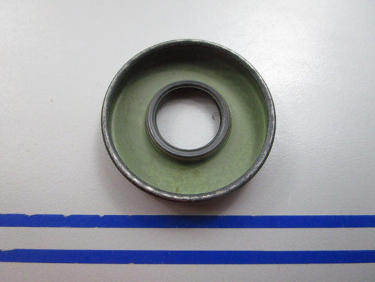 NEW OEM 329086 0329086 OMC Johnson Evinrude Powerhead Seal 0810