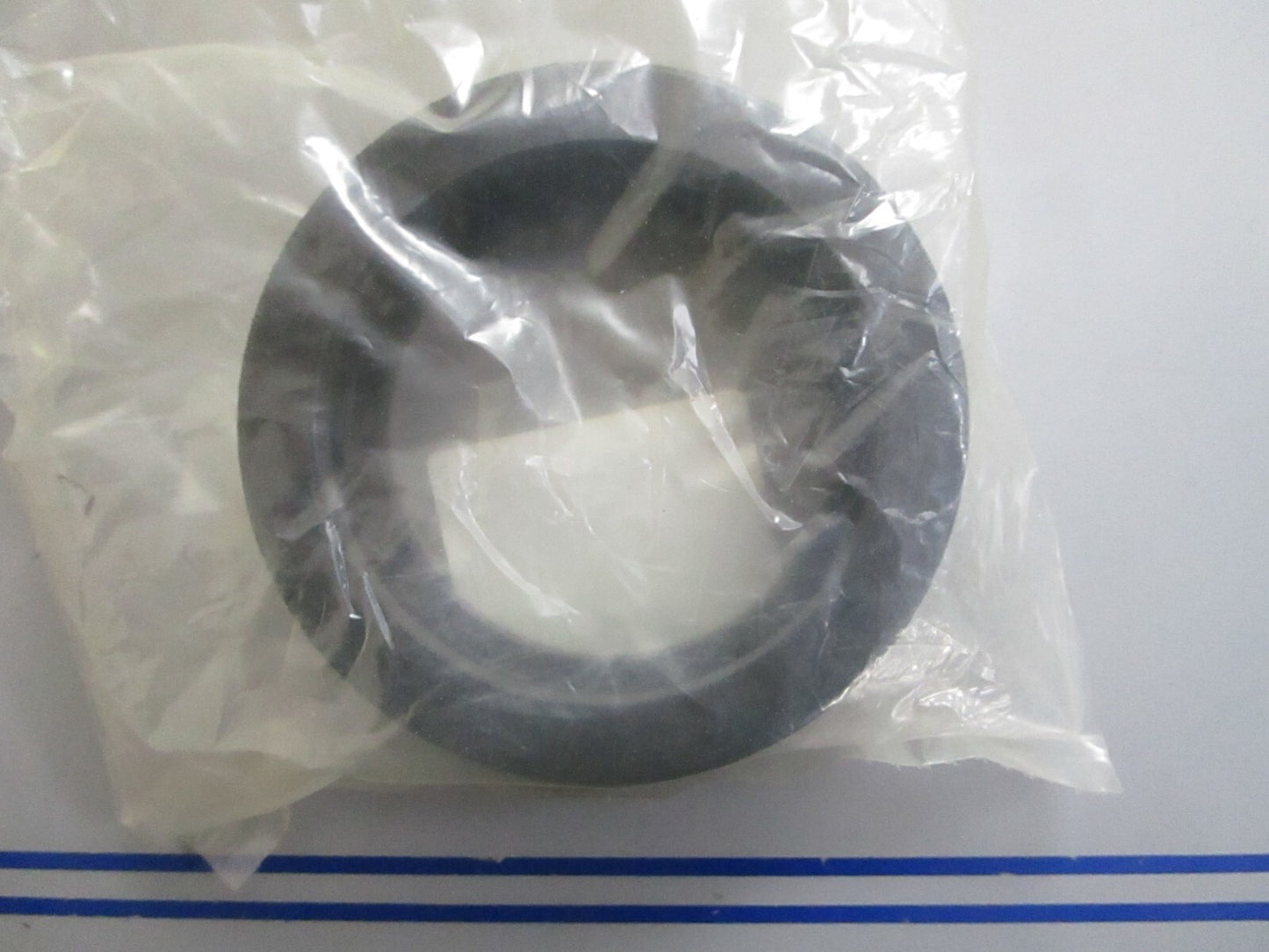 *NEW OEM* 0810 Volvo Penta Rubber Collar 3860365