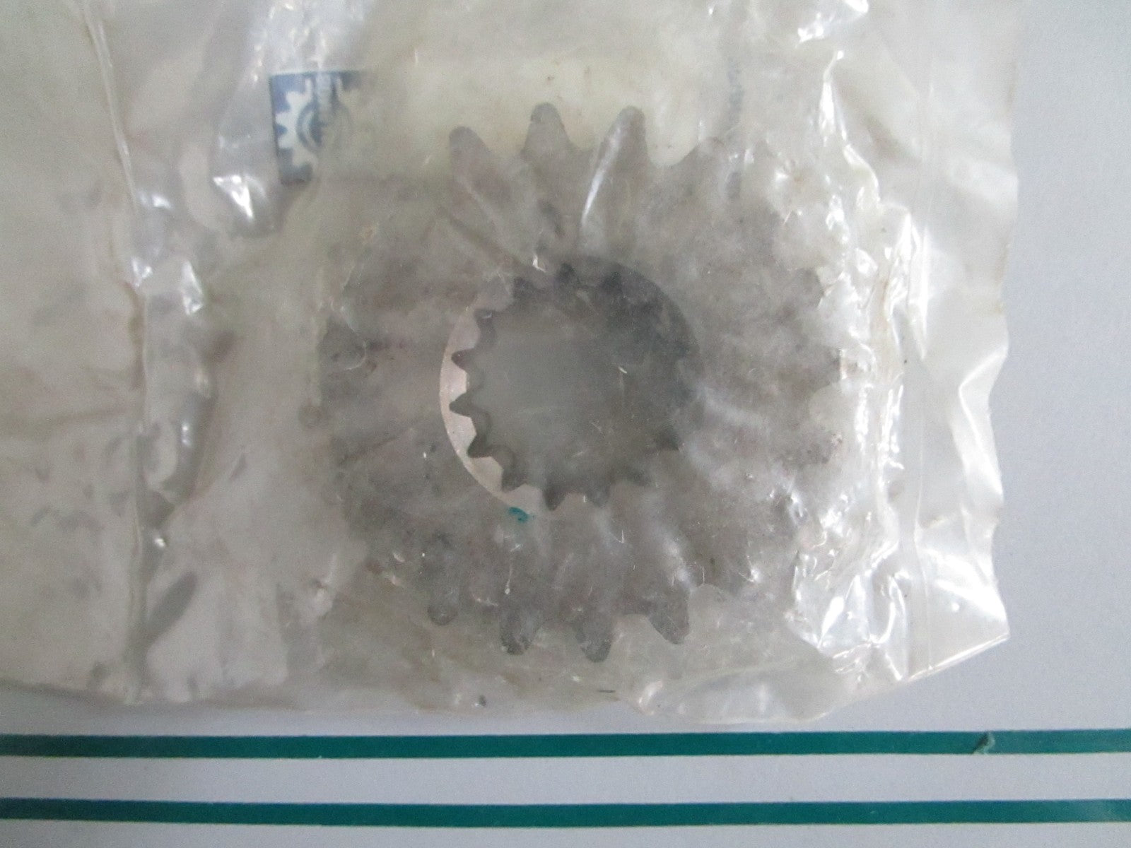 Ski-Doo BRP 504058800 Chaincase Drive Sprocket 20 Tooth NEW OEM 0820