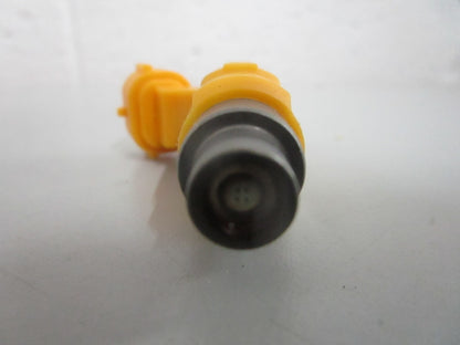 *NEW OEM* 0820 Yamaha Fuel Injector 63P-13761-01-00