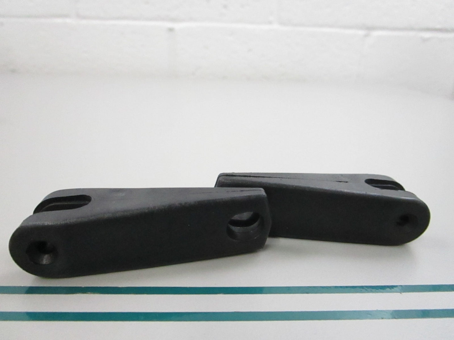 NEW OEM (LOT OF 2) 6L8-G3118-01-00 Yamaha Transom Clamp Handle 0810