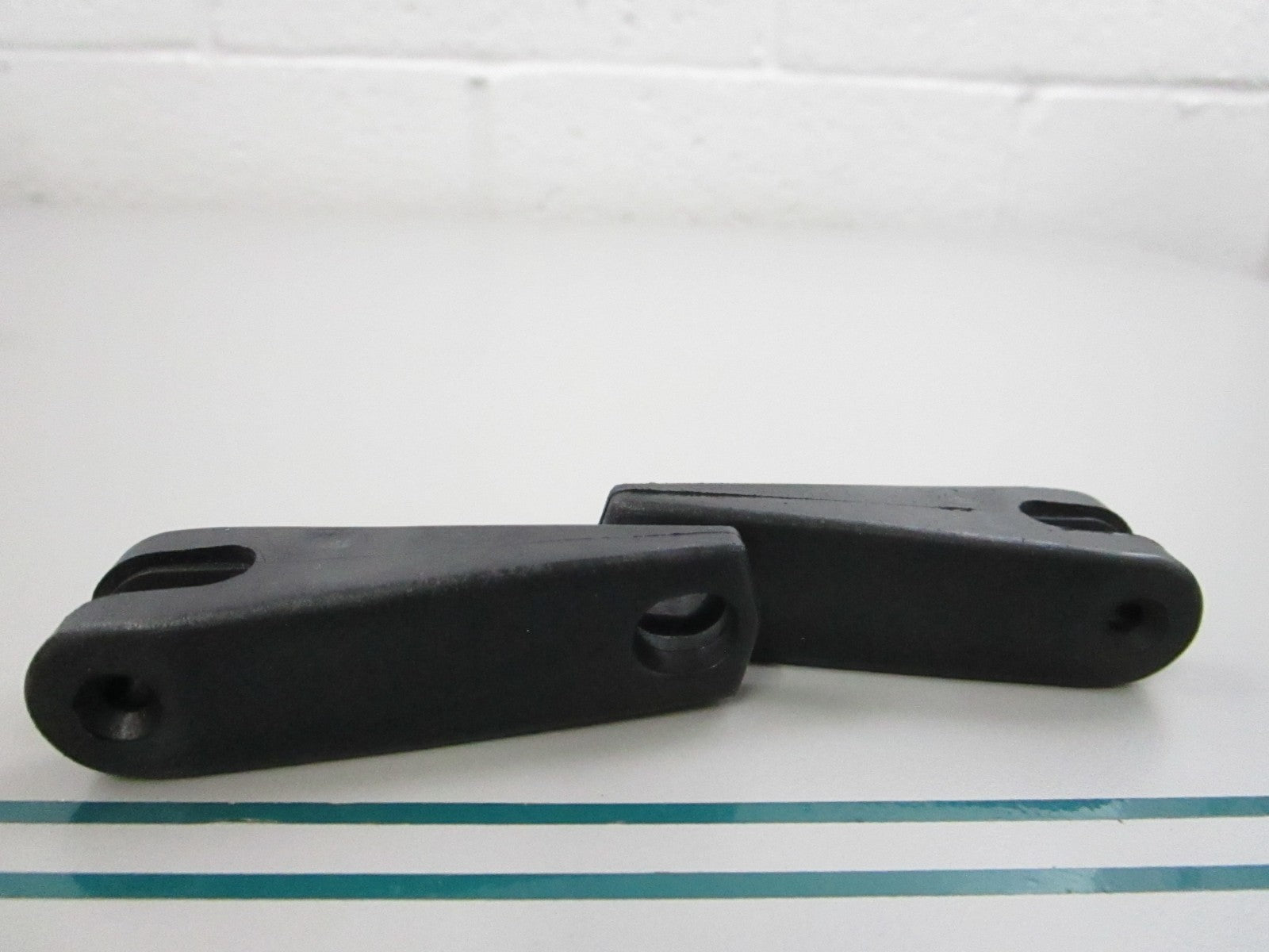 NEW OEM (LOT OF 2) 6L8-G3118-01-00 Yamaha Transom Clamp Handle 0810