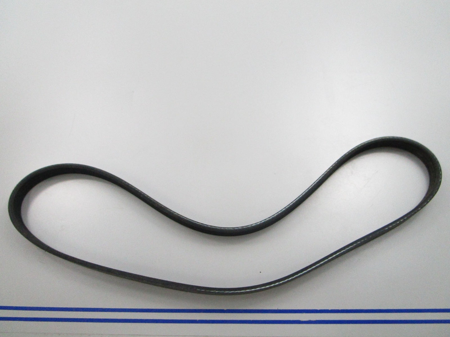 NEW K040365 Gates Micro-V Serpentine Belt 0810
