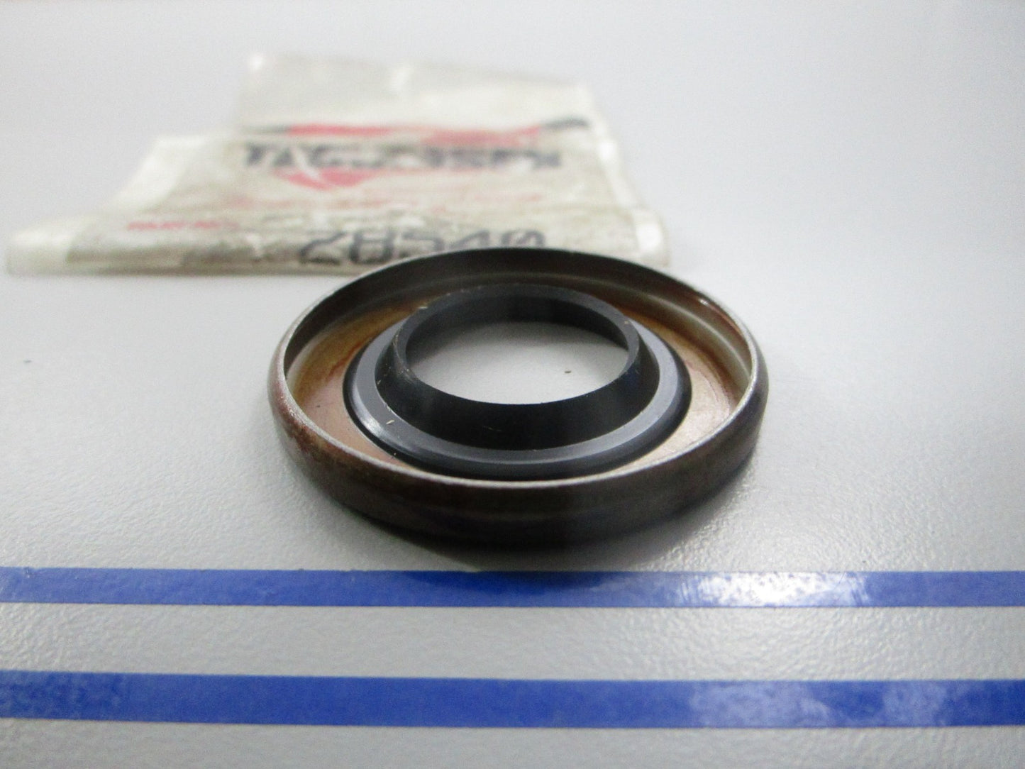 NEW OEM 28540 Tecumseh Oil Seal 0810