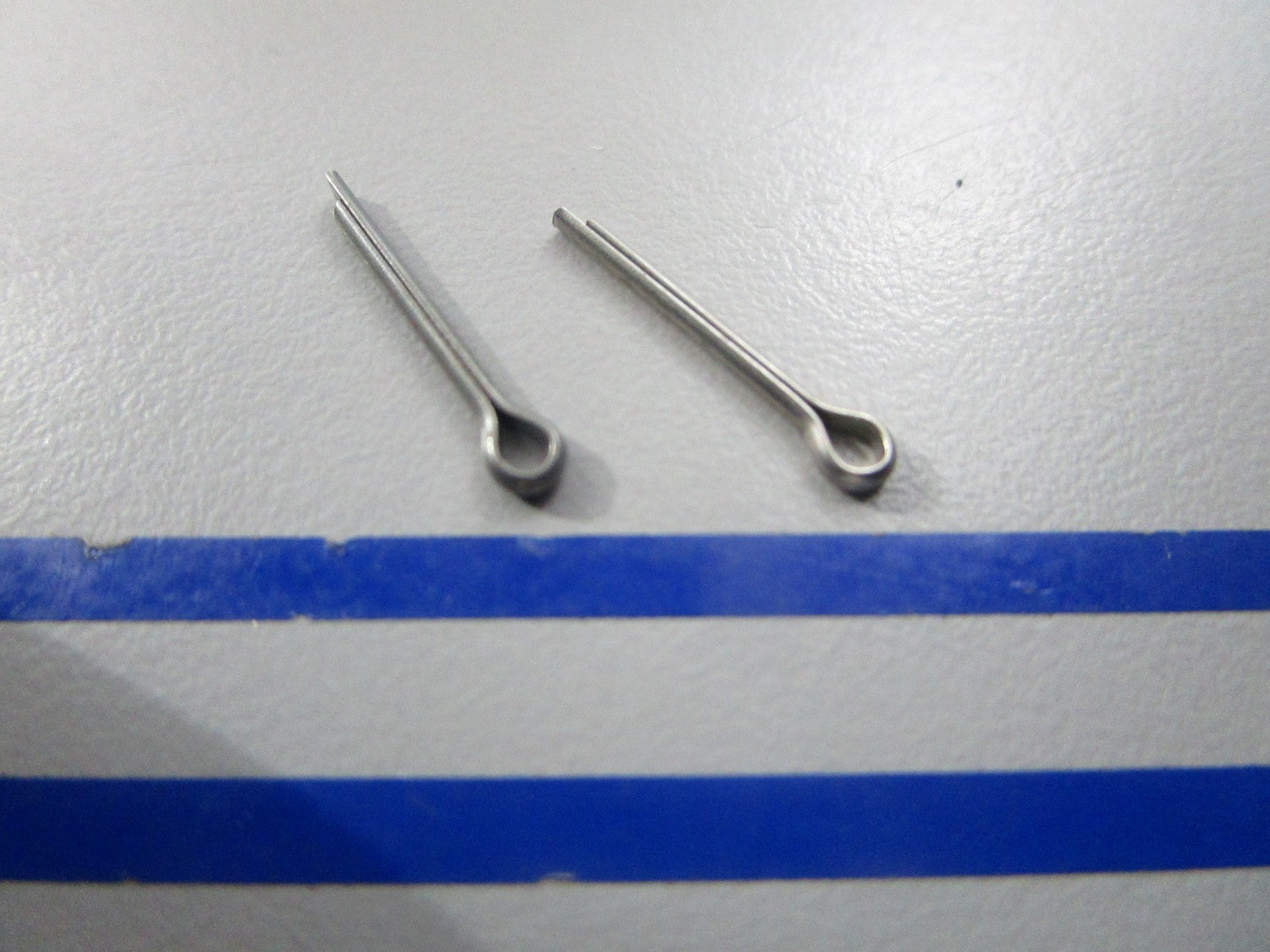 NEW OEM (LOT OF 2) 303049 0303049 OMC Johnson Evinrude Cotter Pin 0810