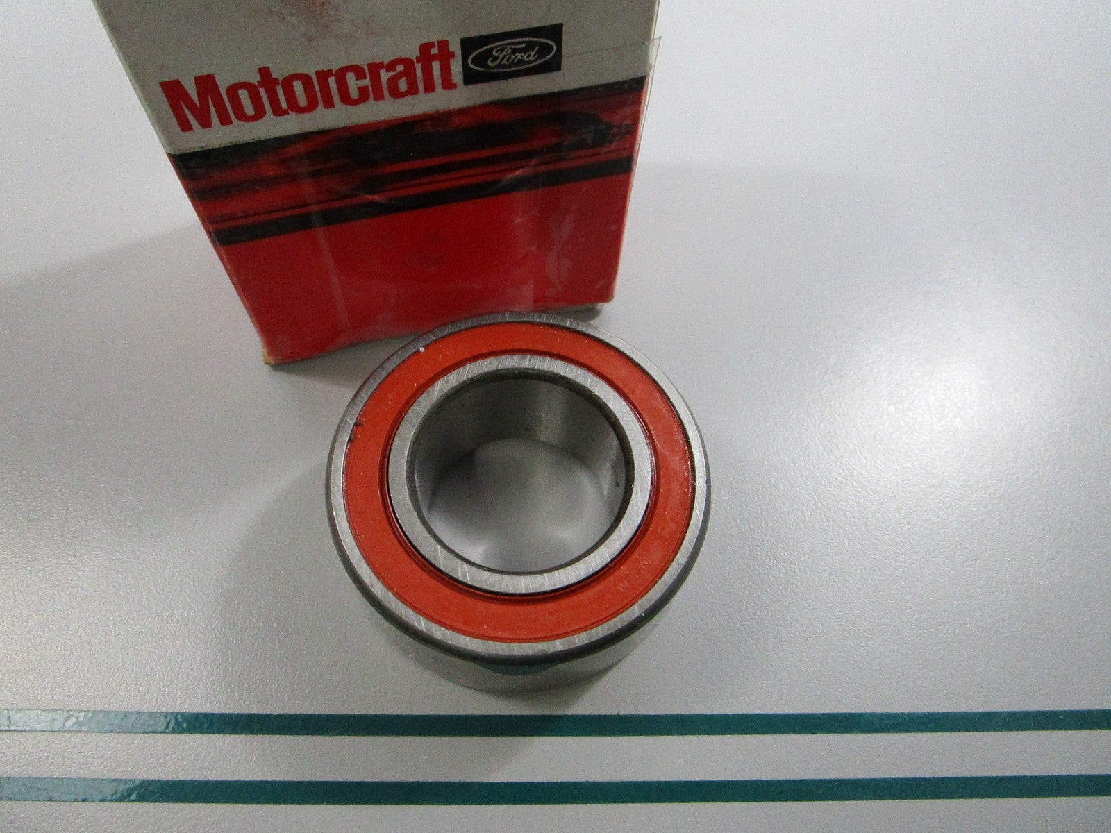 NEW OEM YP-20 C9AZ-2990-A Ford MotorCraft Bearing 0810