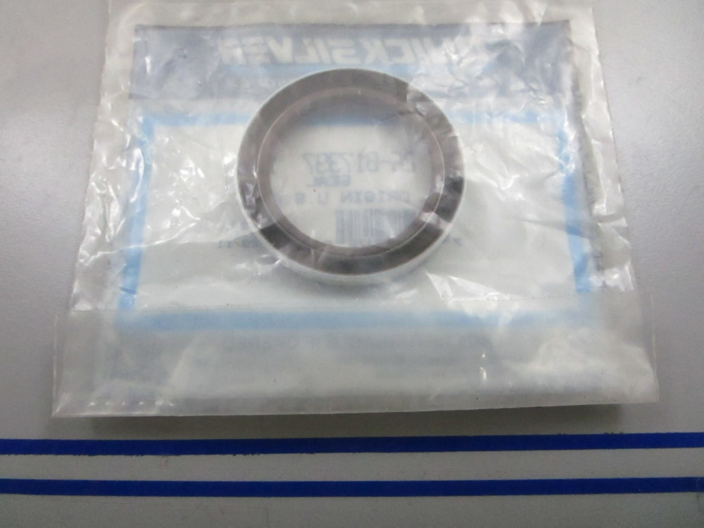*NEW OEM* 0810 Mercury Quicksilver Seal 26-817397 1
