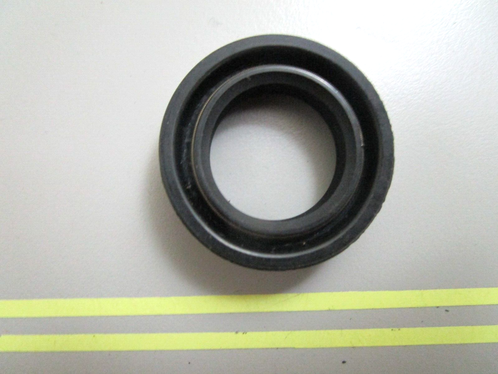 *NEW OEM* 0750 Mercury Quicksilver SEAL F522118